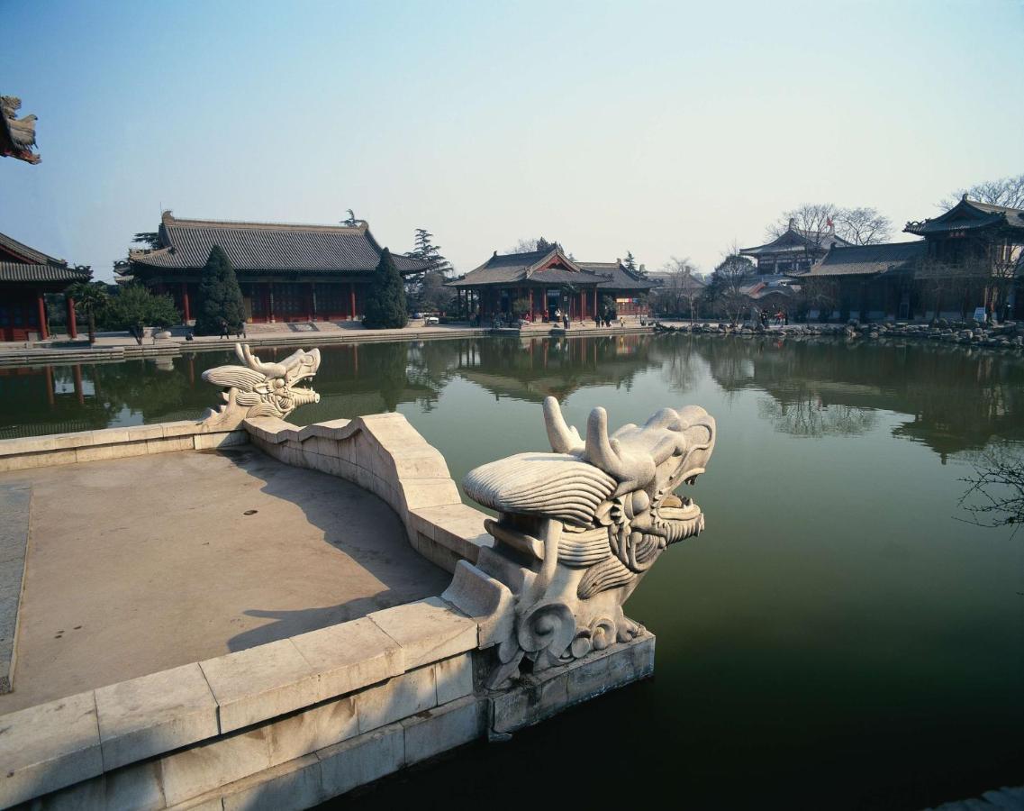 Отель Angsana Xi'An Lintong Экстерьер фото