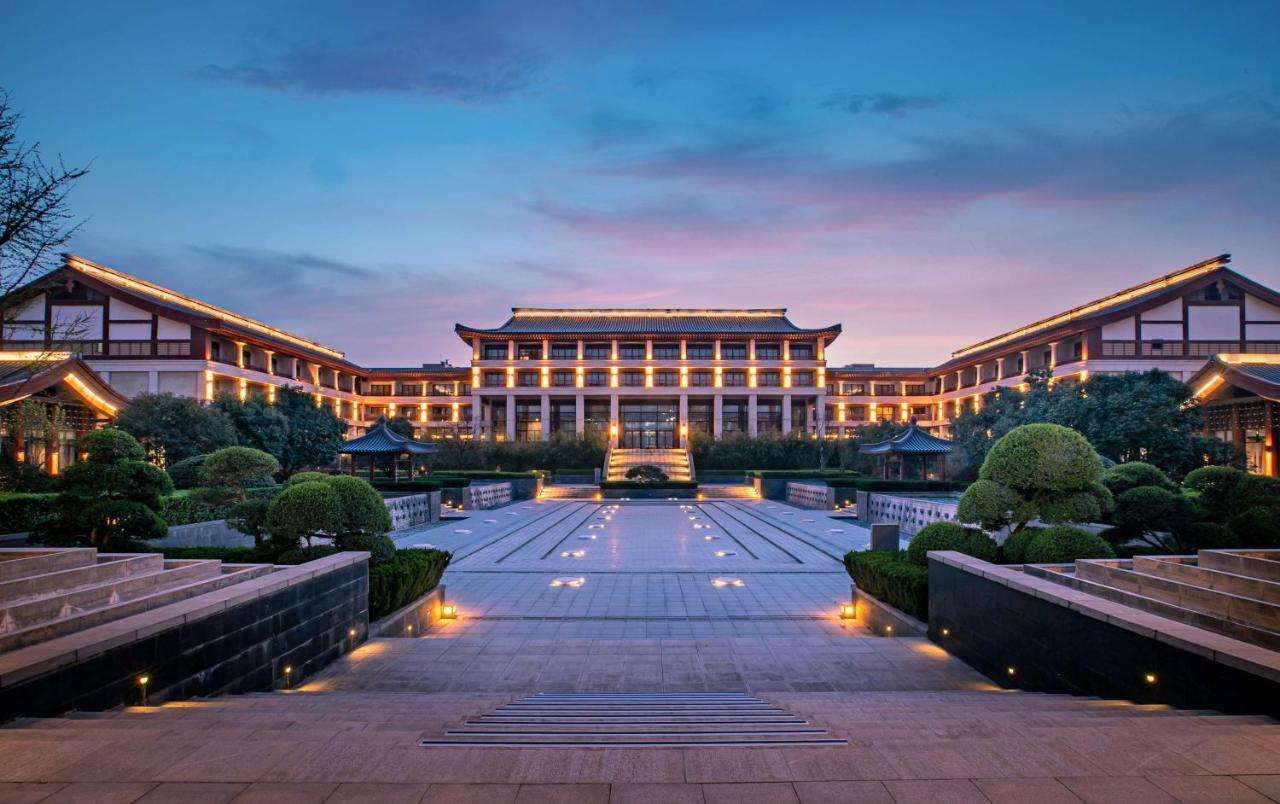 Отель Angsana Xi'An Lintong Экстерьер фото